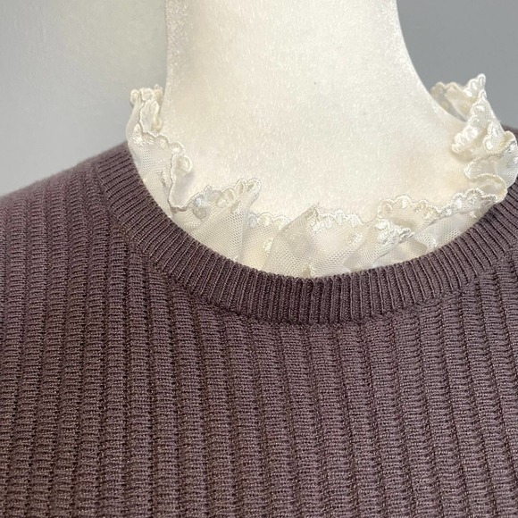 Ann Taylor Grey Ribbed Knit Ruffle Collar Pullover Sweater Small - Picture 3 of 6